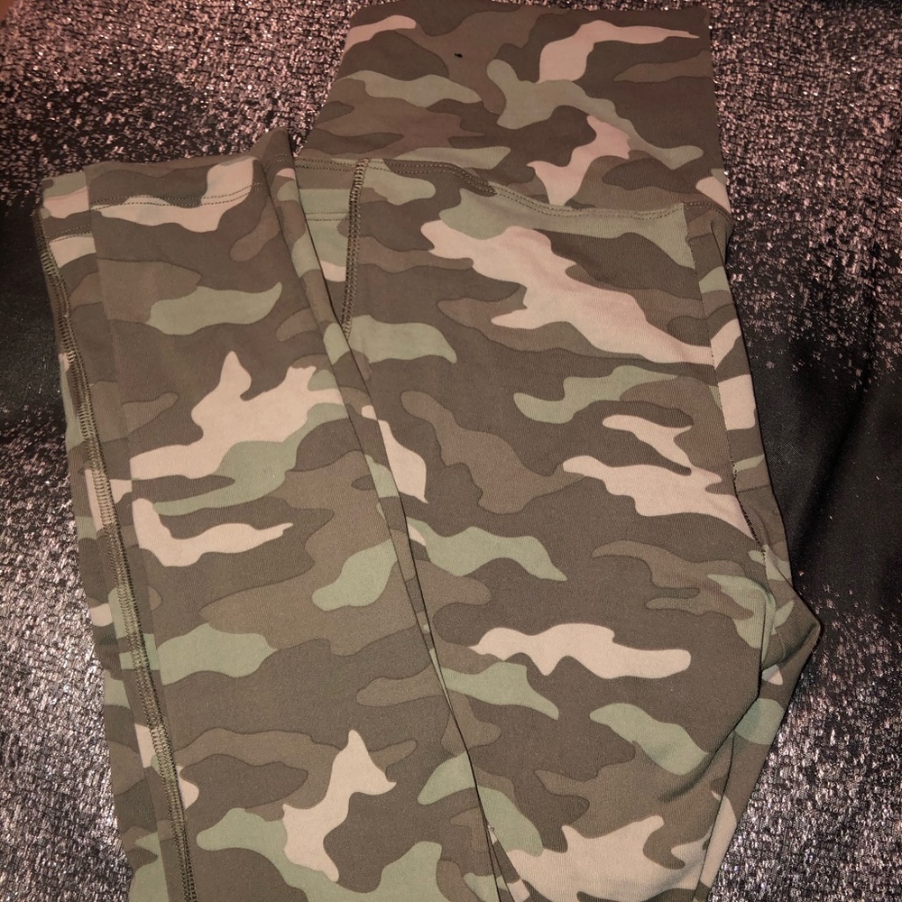 Victoria Secret Ultimate leggings